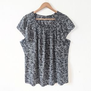 3/$25 Ann Taylor Silk Patterned Top